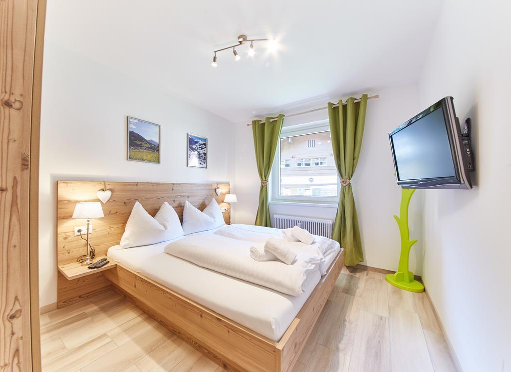 Hotspot Apartment